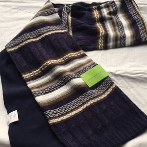John Bartlett Statements Scarf NWT
